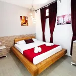 Duesler Evim Butik 3*